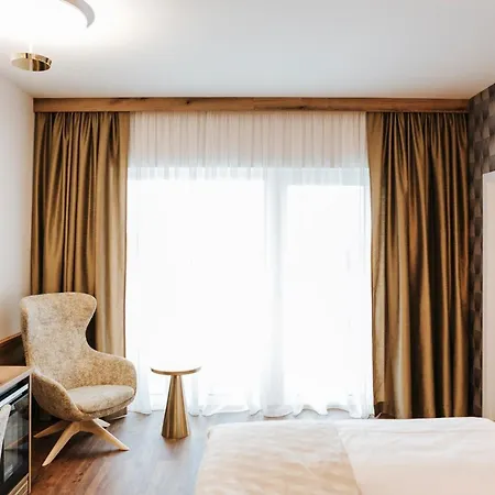 Hotell Kickmaier's 4*